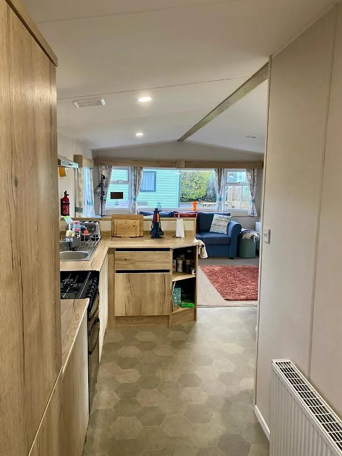 Appleblossom Lodge, Lido Leisure Park, 내어스버러 펜션